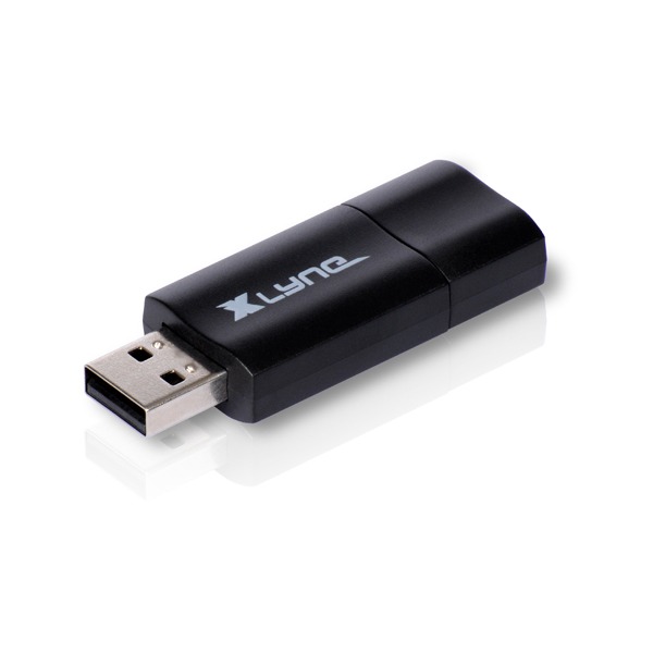 Ein Xlyne 3.0 Wave USB Stick liegend und geöffnet